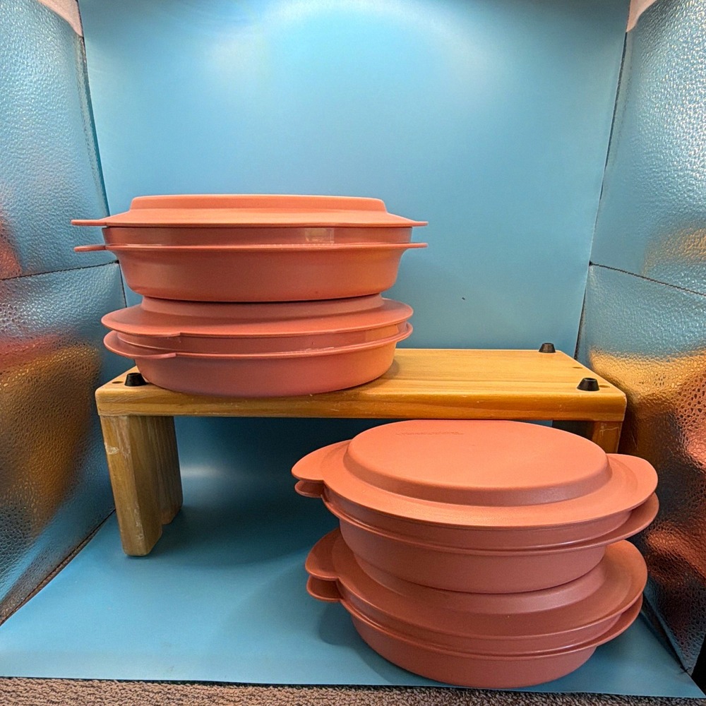 Tupperware dusty rose  microwaveable Bowl Set 2-2525A-4 . 2-2527A-1